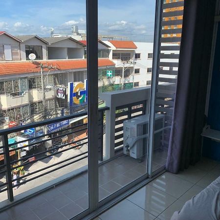 Retox Hotel Pattaya Exterior foto